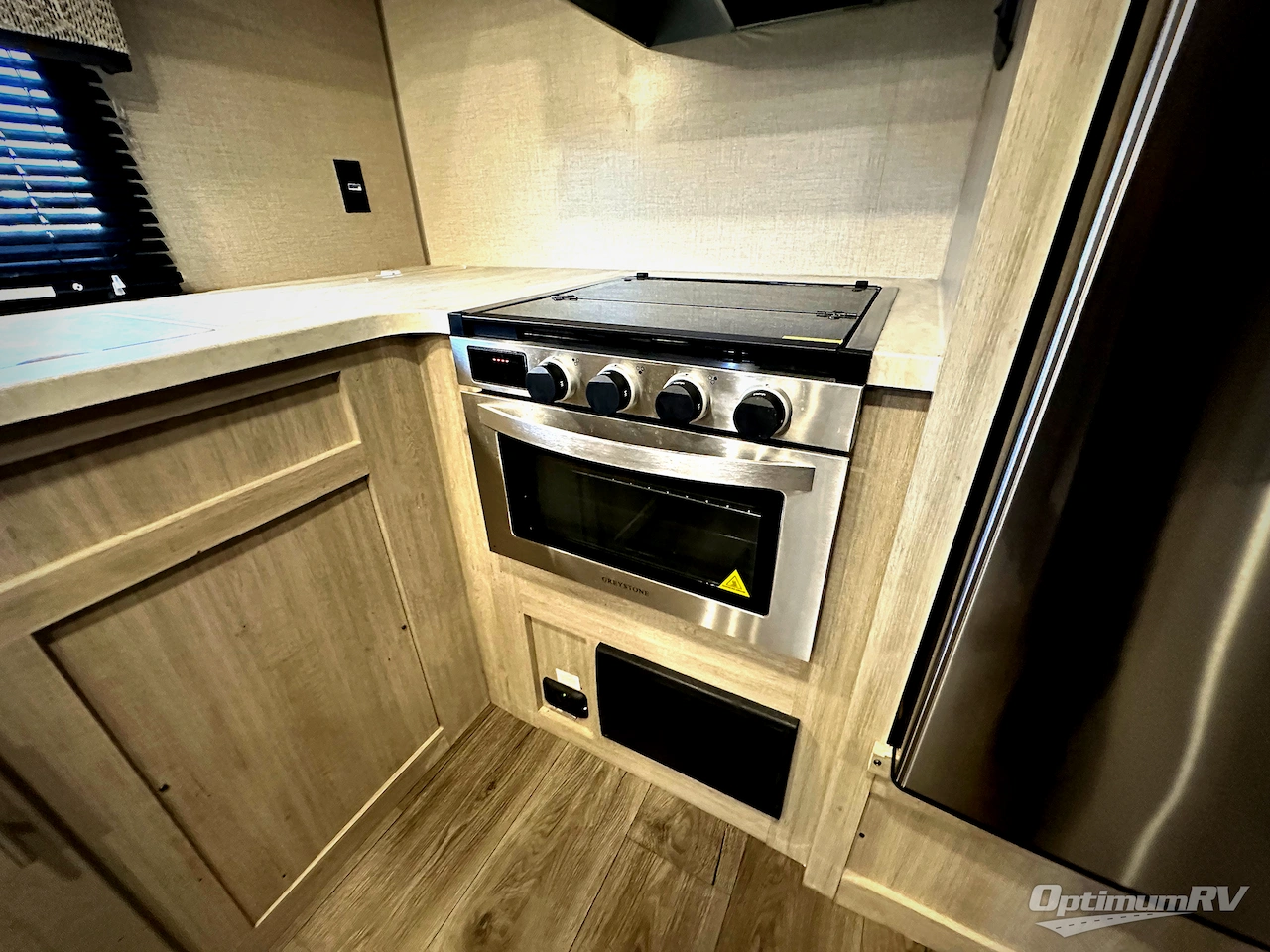 2022 Coachmen Catalina Legacy 303RKDS Photo 16