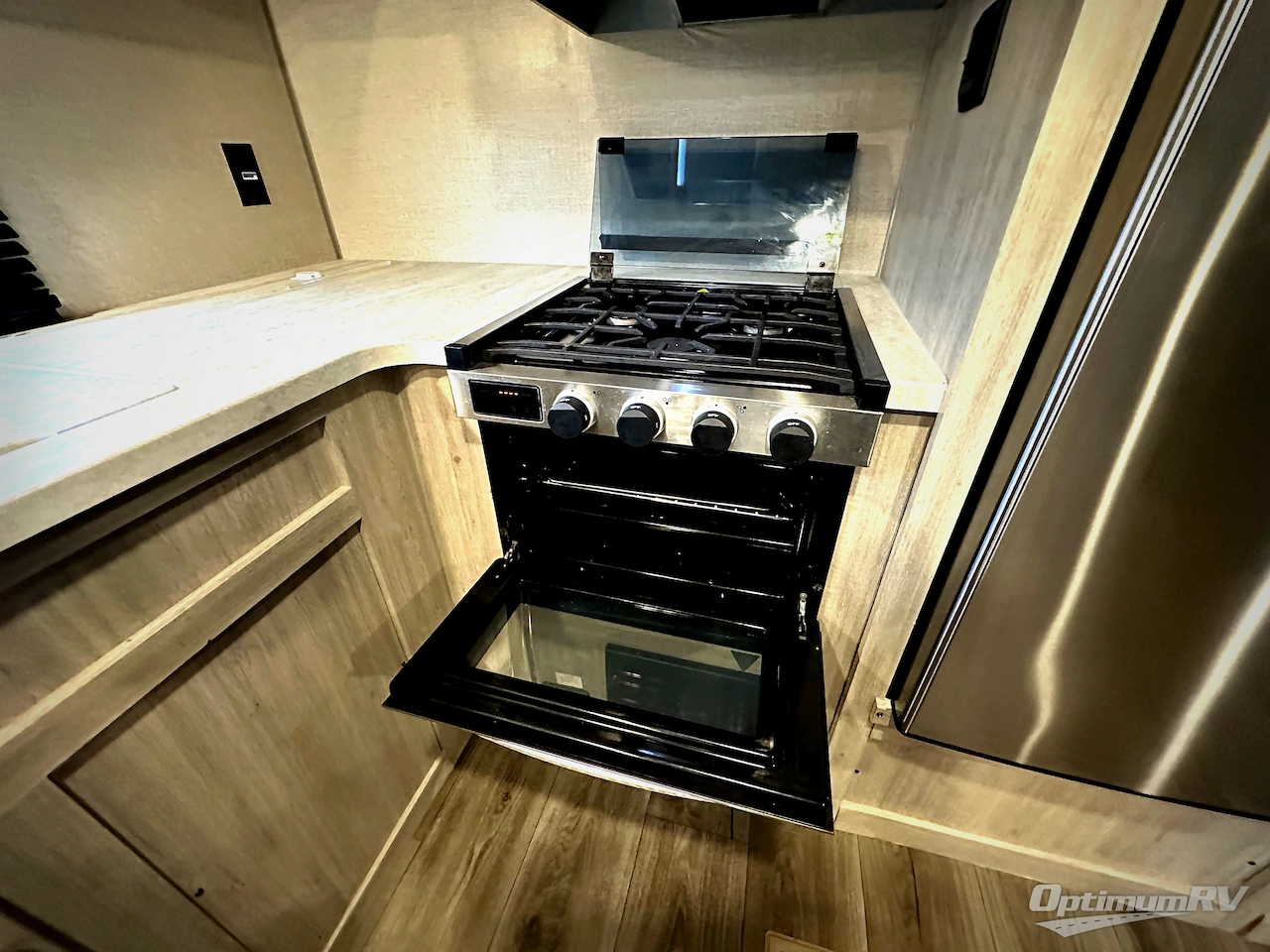 2022 Coachmen Catalina Legacy 303RKDS Photo 17