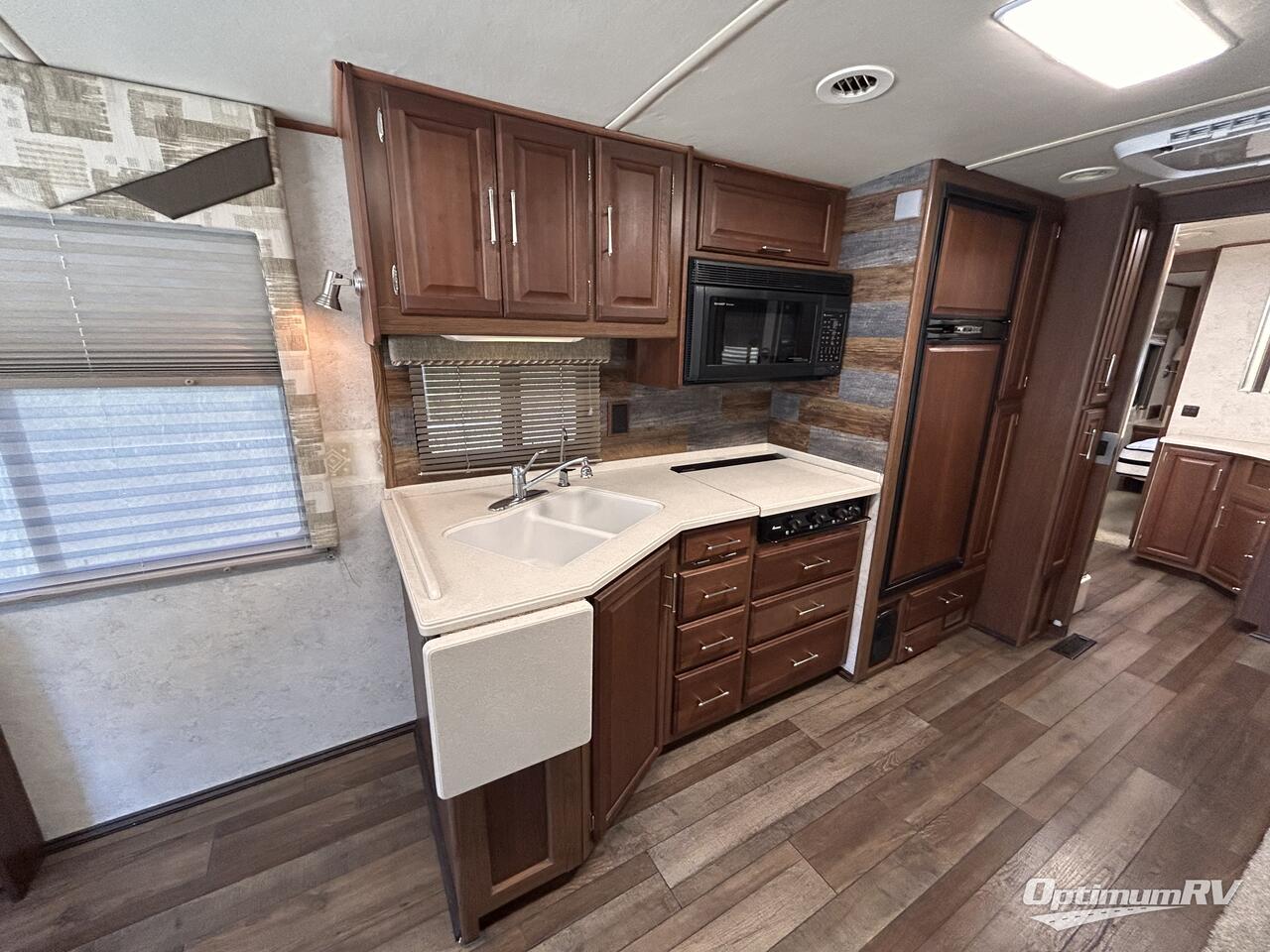 2006 Winnebago Journey 36G Photo 8