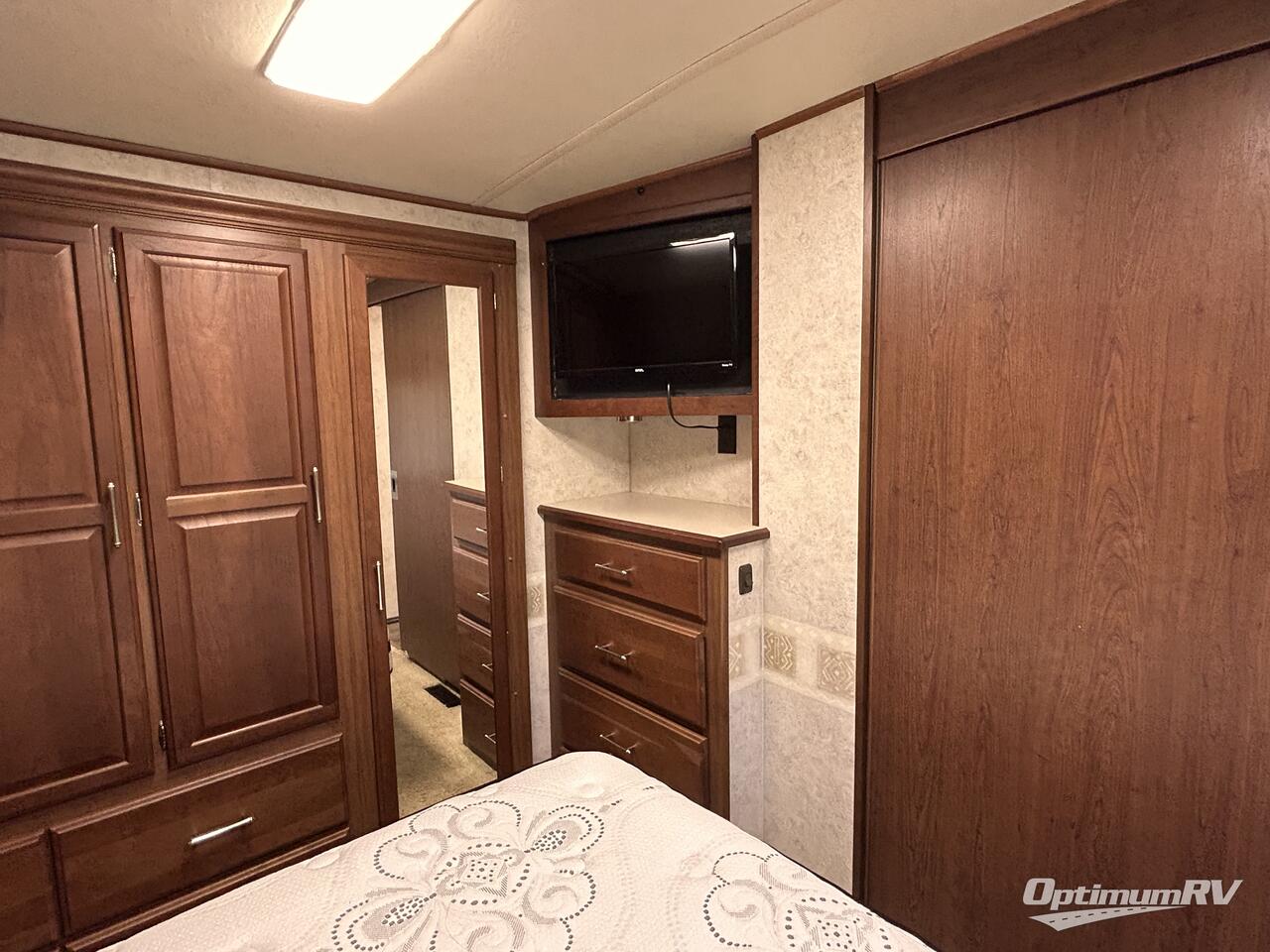 2006 Winnebago Journey 36G Photo 18