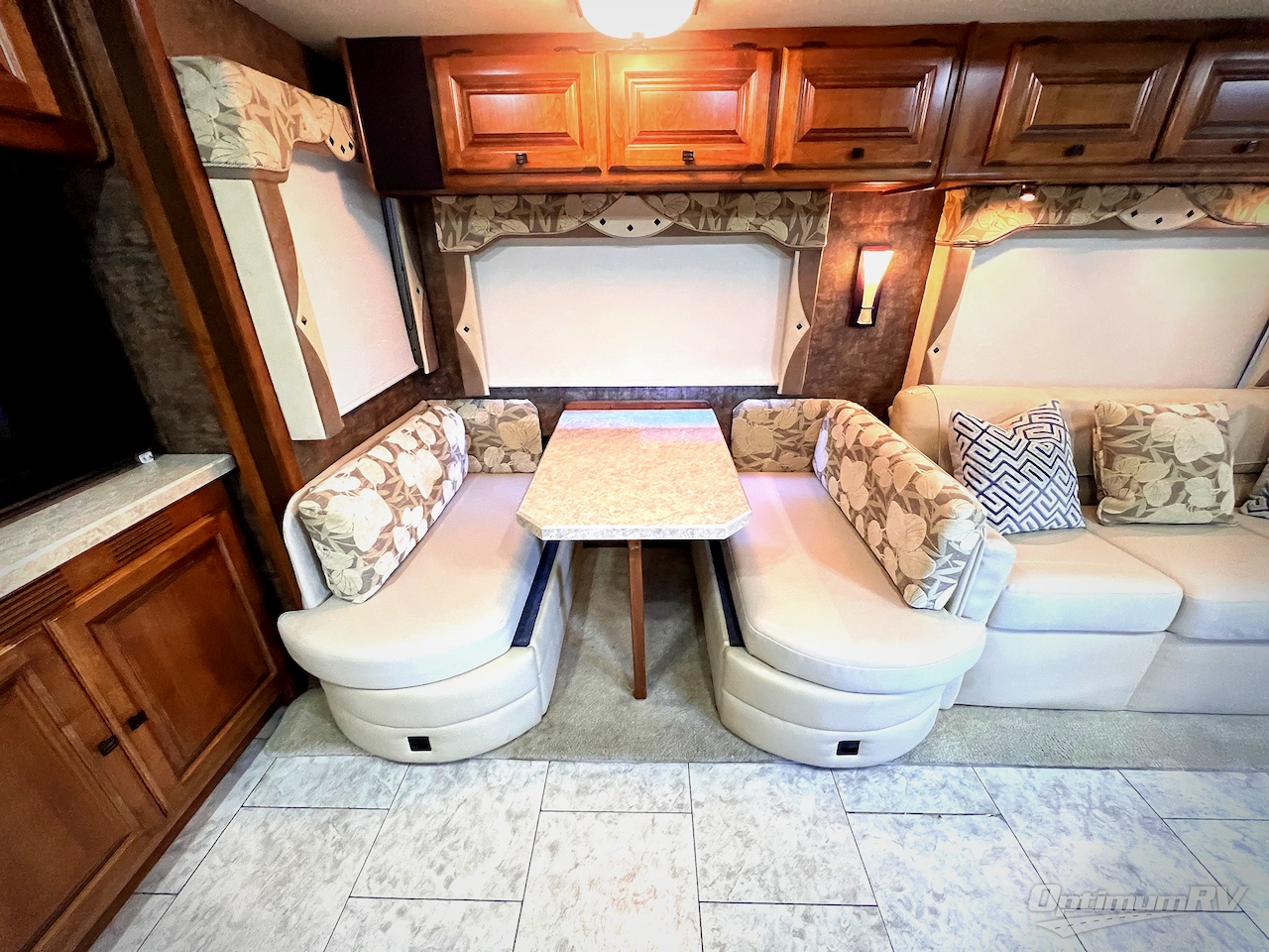 2012 Tiffin Allegro 34 TGA Photo 12
