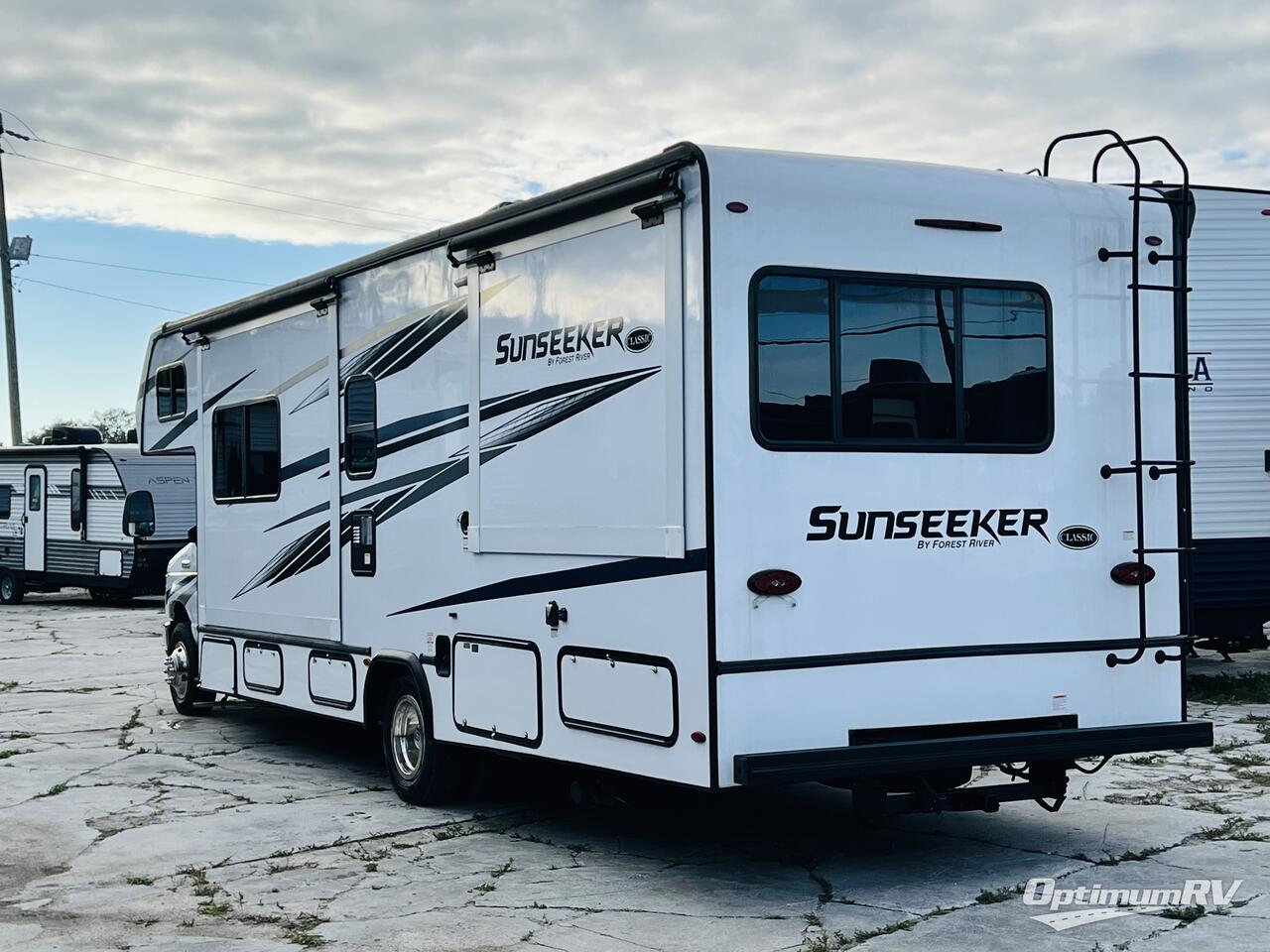 2023 Forest River Sunseeker Classic 2860DS Ford Photo 3