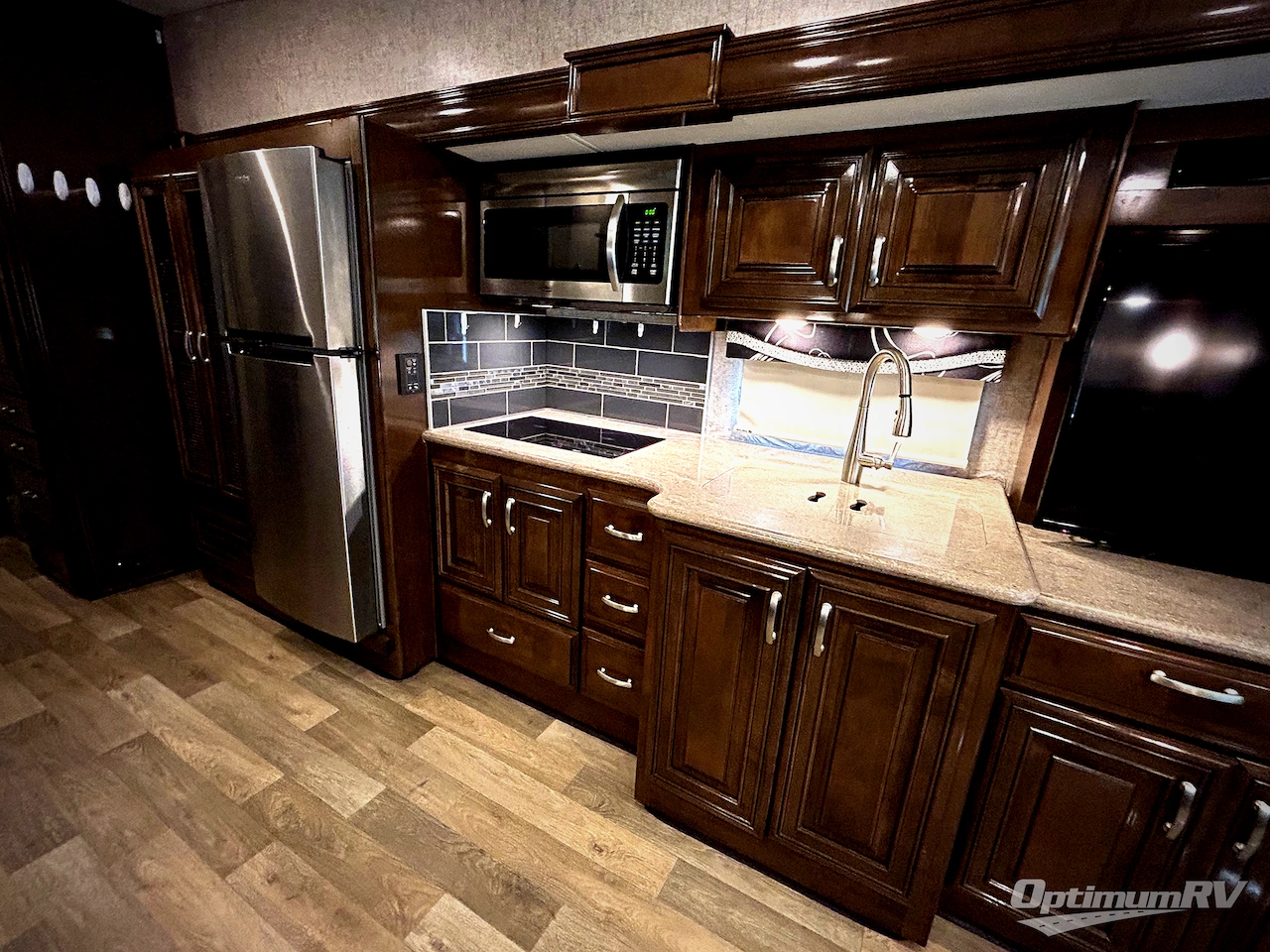 2019 Thor Outlaw 37GP Photo 10