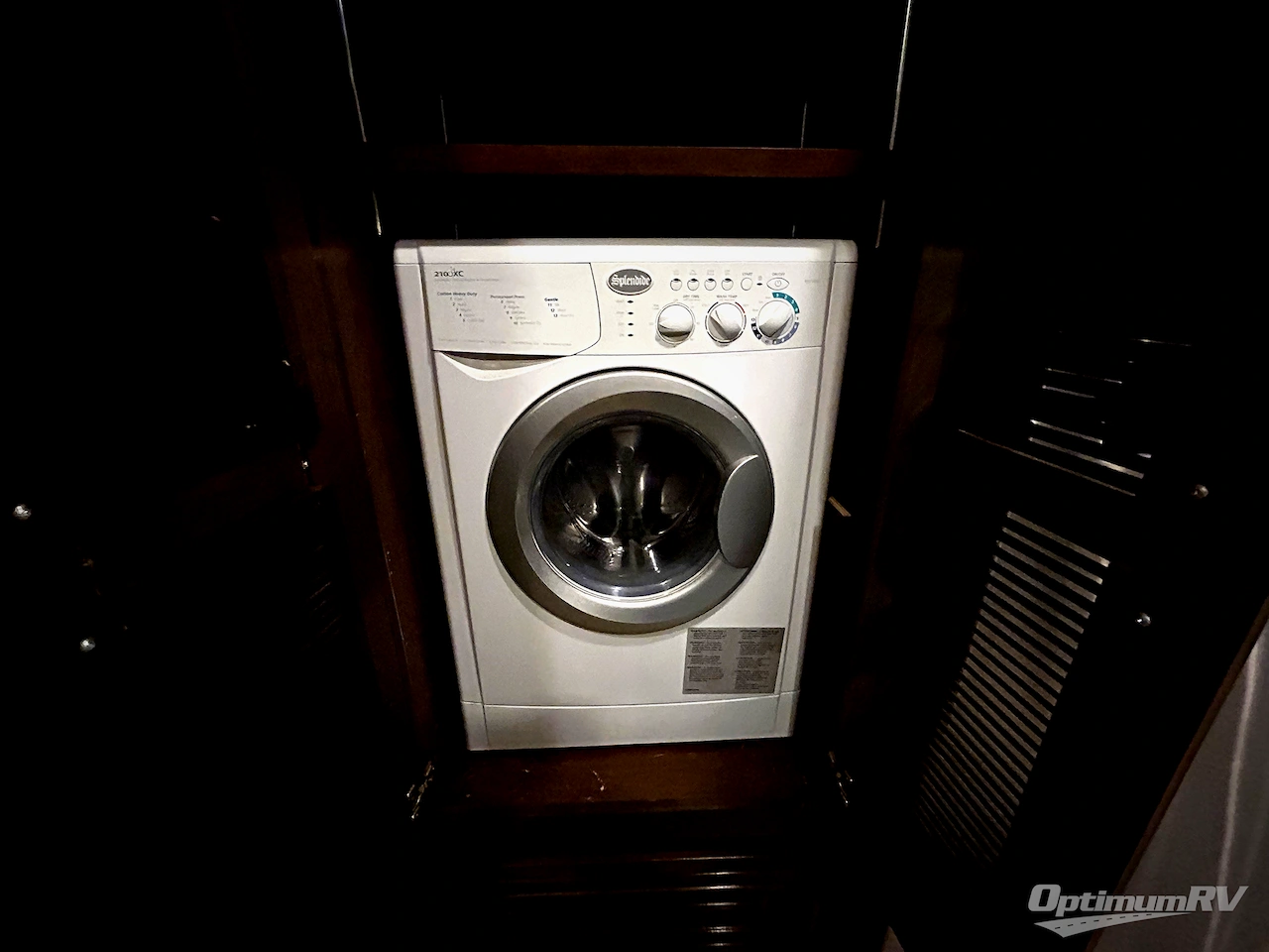 2019 Thor Outlaw 37GP Photo 13