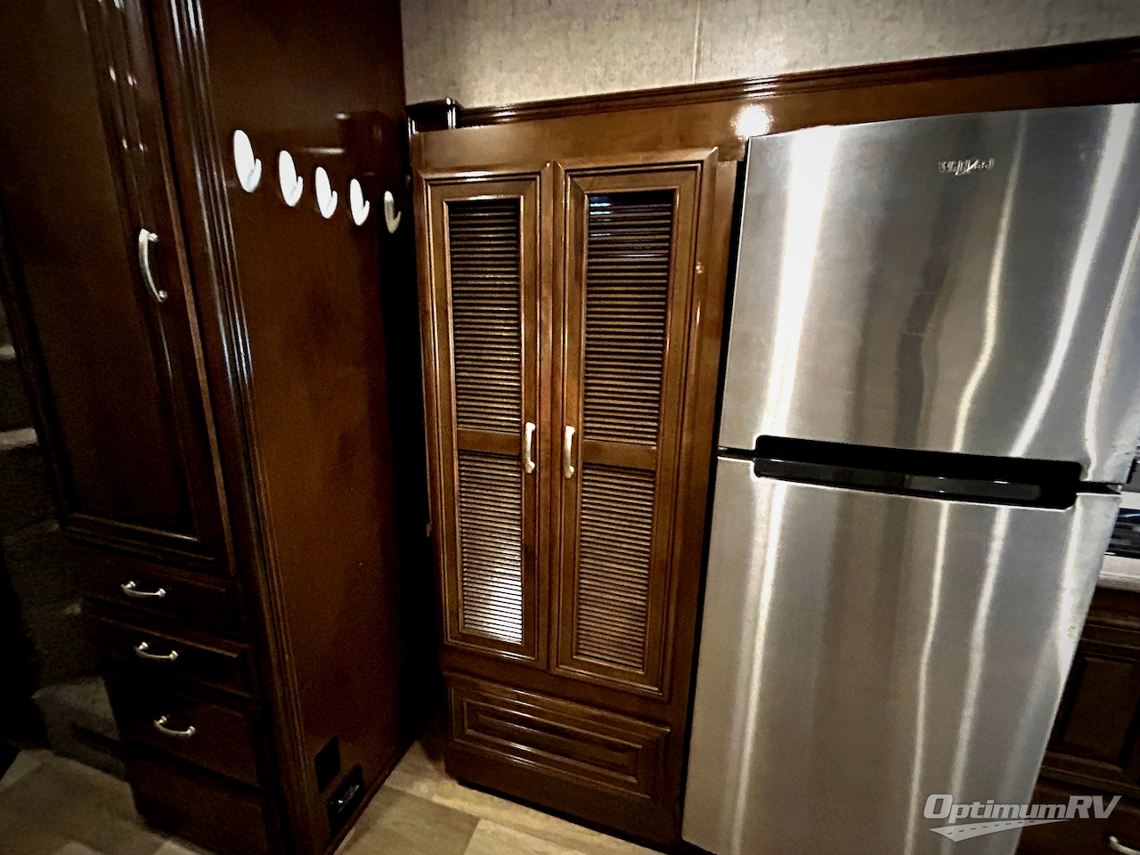 2019 Thor Outlaw 37GP Photo 12