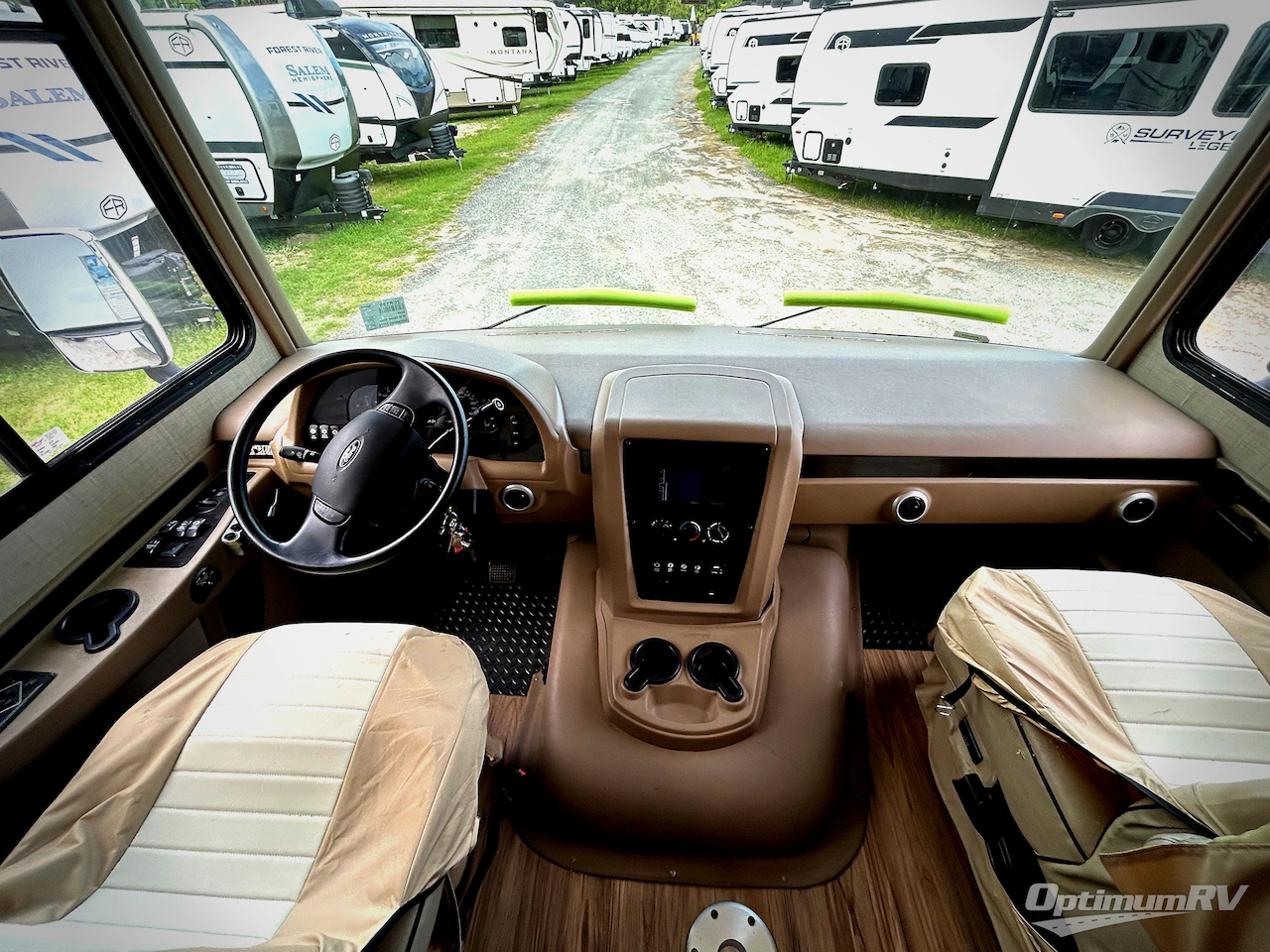 2018 Forest River Georgetown XL 377TS Photo 8