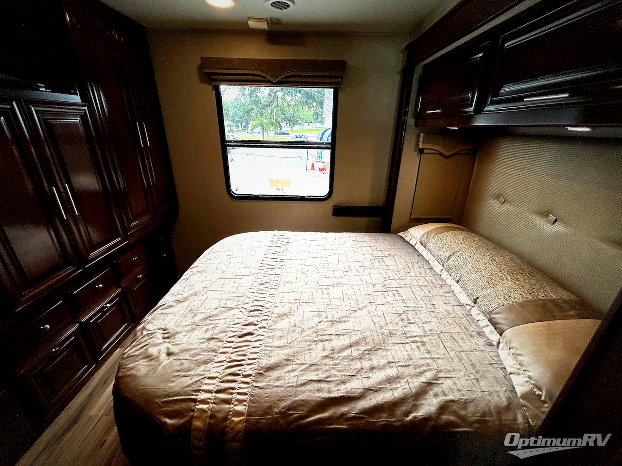 2018 Forest River Georgetown XL 377TS Photo 20