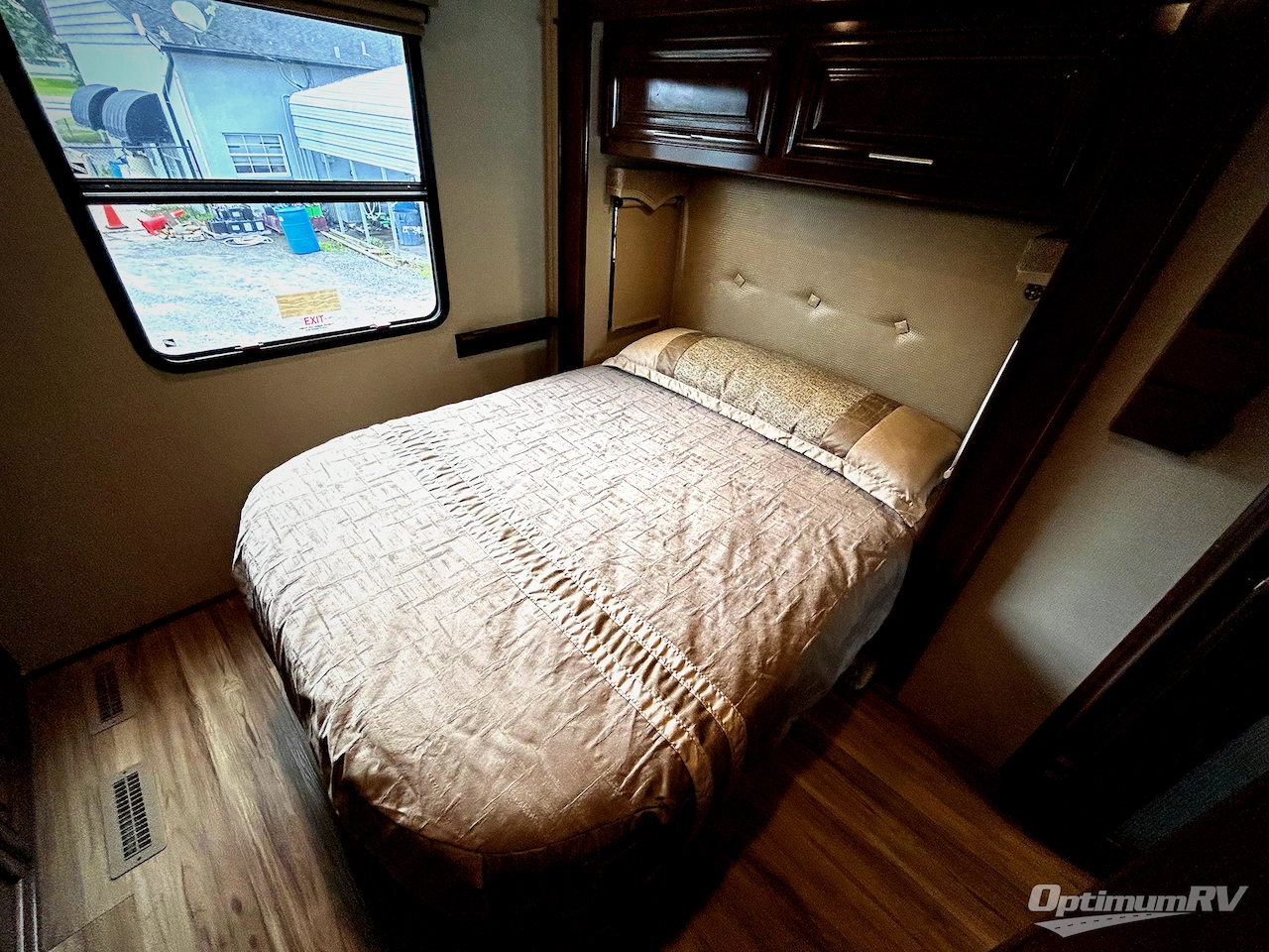 2018 Forest River Georgetown XL 377TS Photo 23
