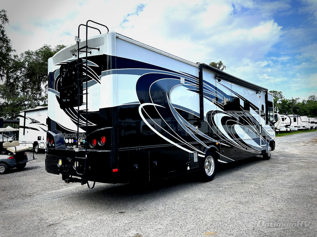 2018 Forest River Georgetown XL 377TS Photo 2