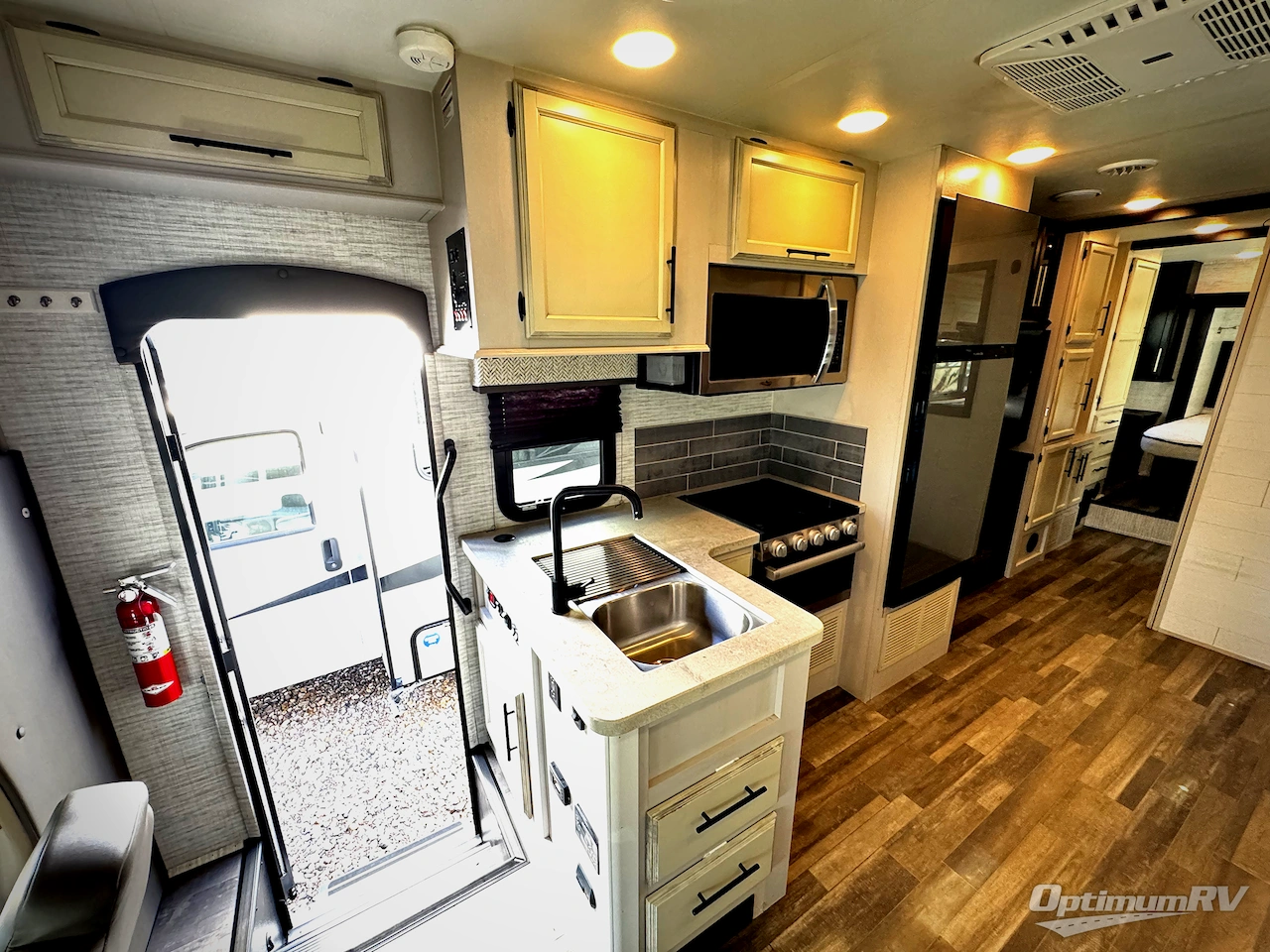 2024 Entegra Odyssey 30Z Photo 9