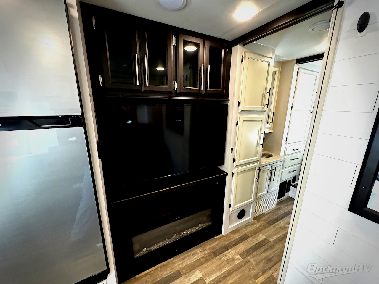 2024 Entegra Odyssey 30Z Photo 15