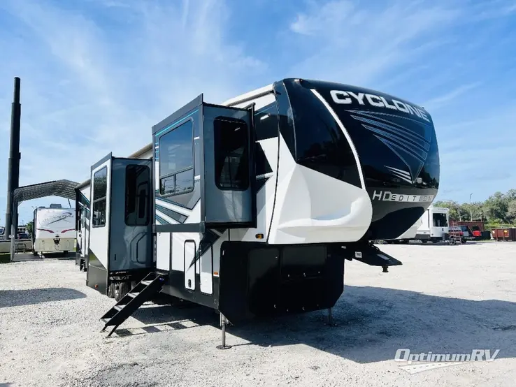 2021 Heartland Cyclone 4214 RV Photo 1