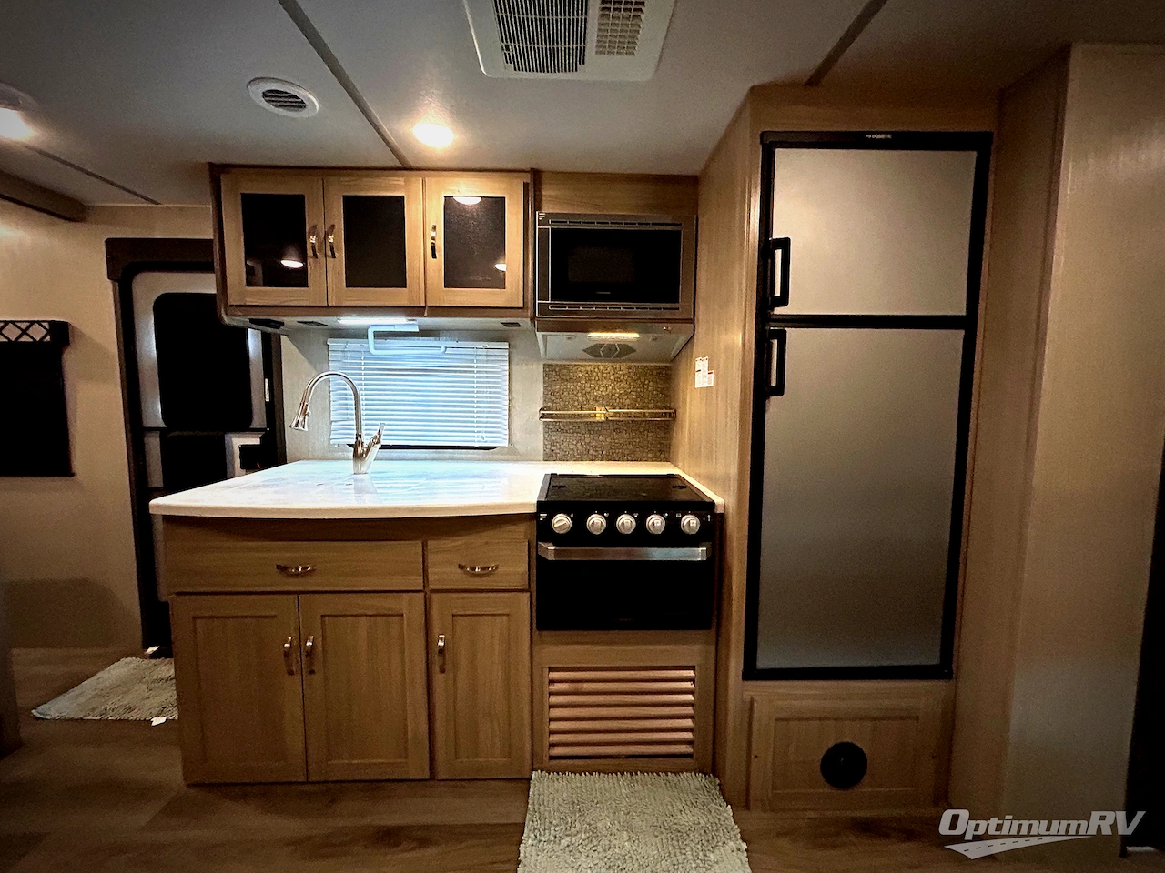 2020 Coachmen Freedom Express Ultra Lite 292BHDS Photo 6