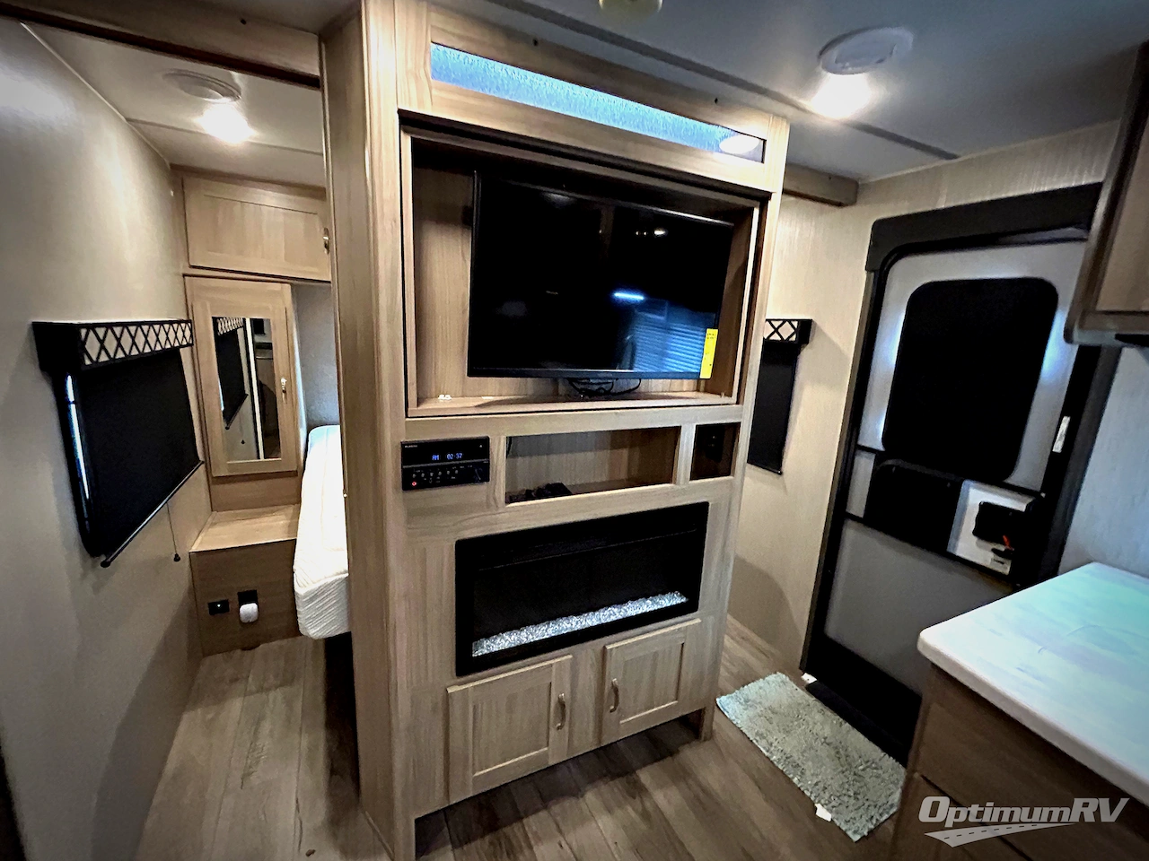 2020 Coachmen Freedom Express Ultra Lite 292BHDS Photo 8