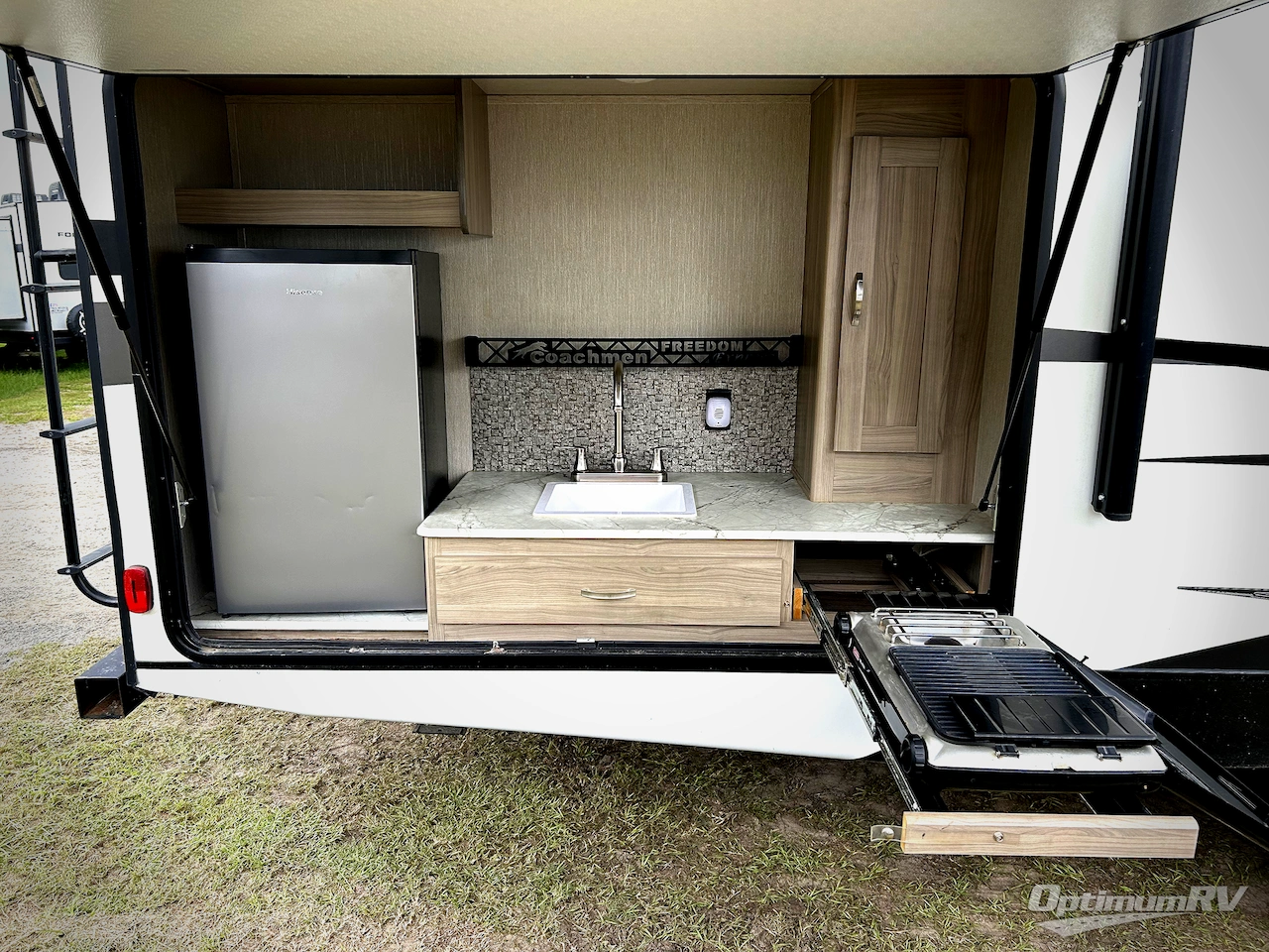 2020 Coachmen Freedom Express Ultra Lite 292BHDS Photo 19