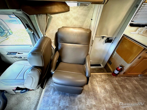 2012 Phoenix USA Phoenix Cruiser 2552 RV Photo 4