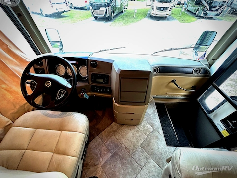 2008 National RV Pacifica PC40D RV Photo 2