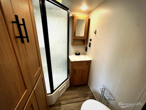2022 Prime Time Avenger 27RKS RV Photo 3