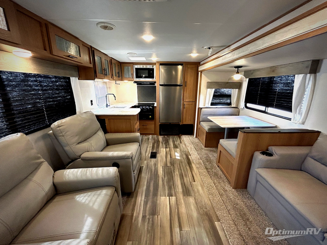 2022 Prime Time Avenger 27RKS Photo 4