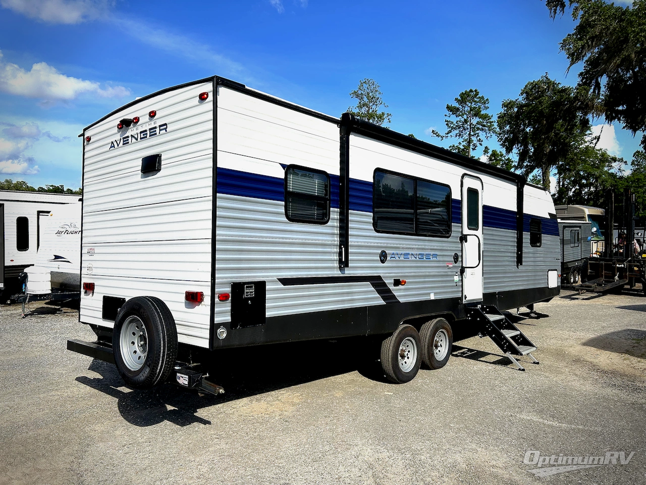 2022 Prime Time Avenger 27RKS Photo 2