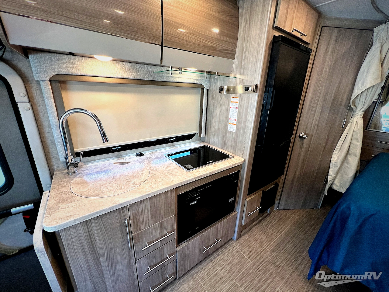 2023 Thor Compass AWD 23TW Photo 10