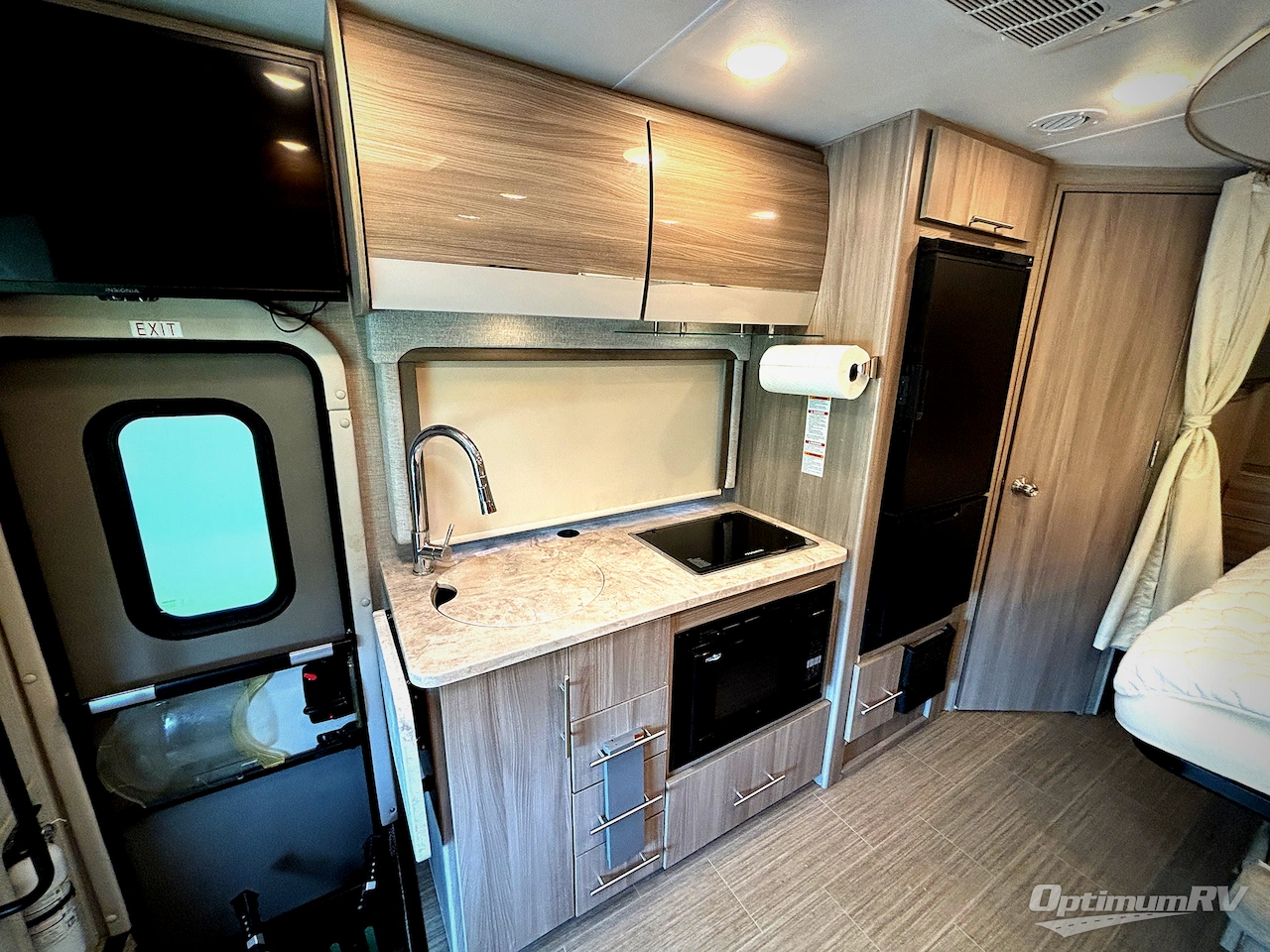 2023 Thor Compass 23TW Photo 31