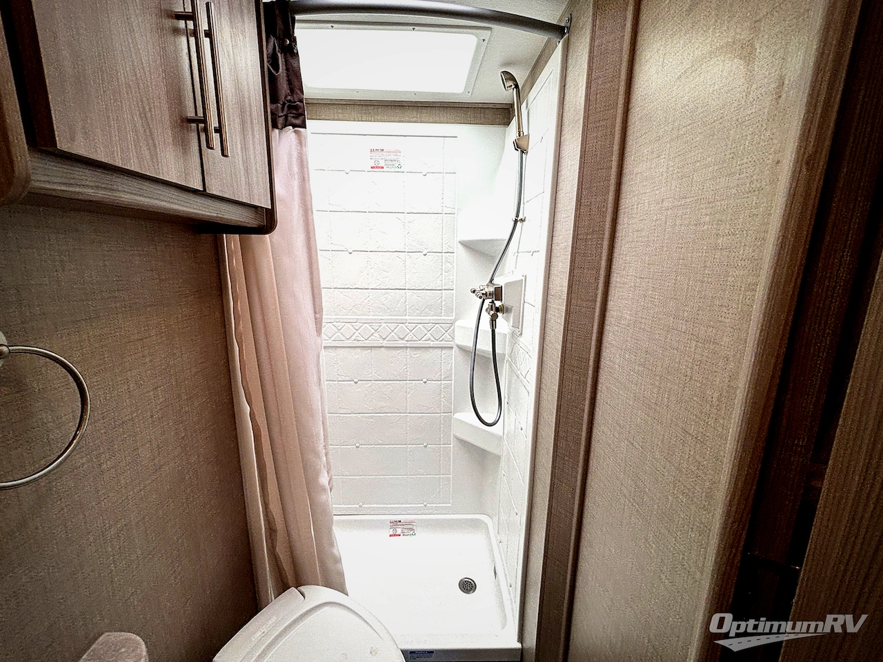 2023 Thor Compass 23TW Photo 37