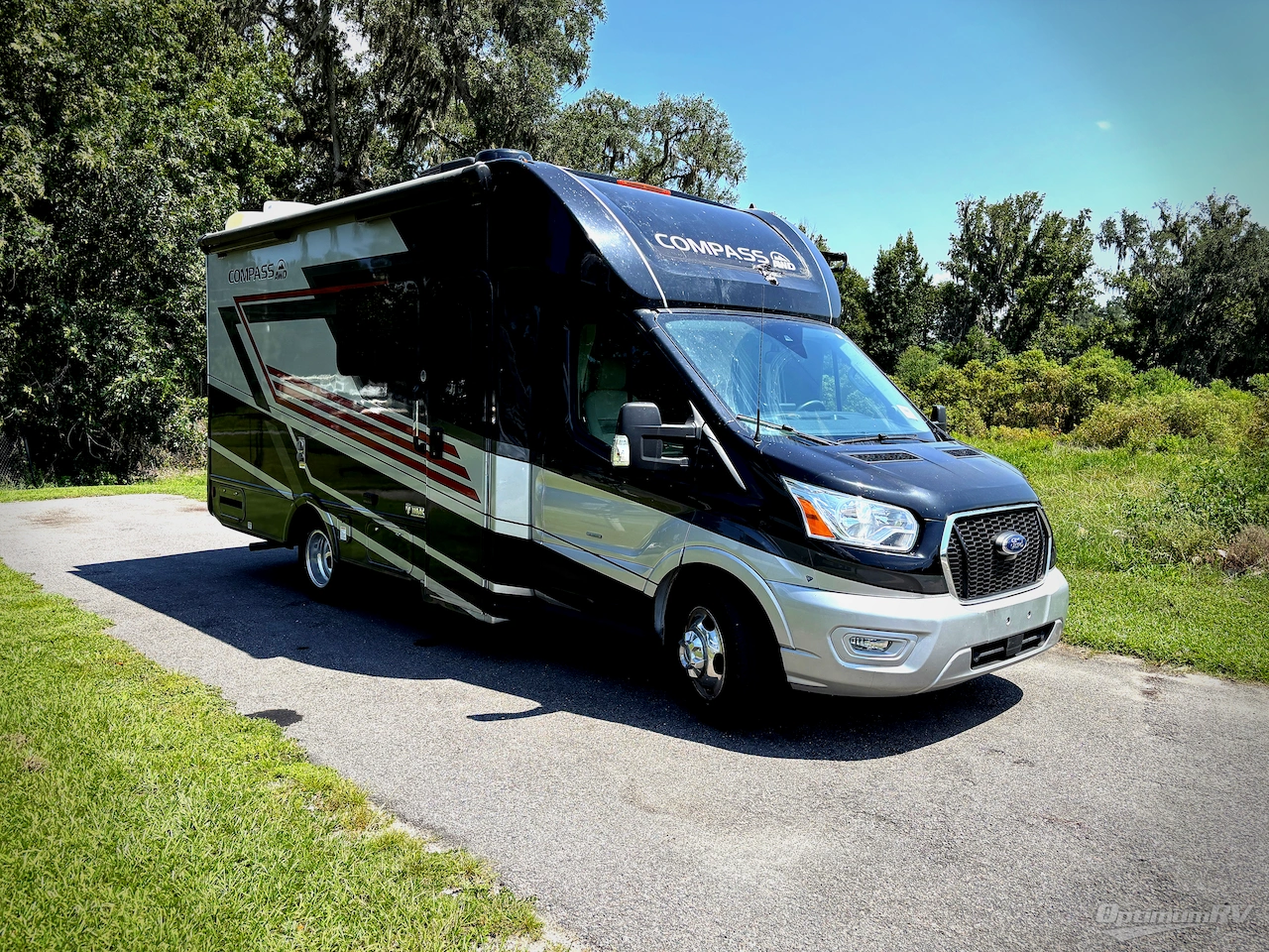 2023 Thor Compass 23TW Photo 38