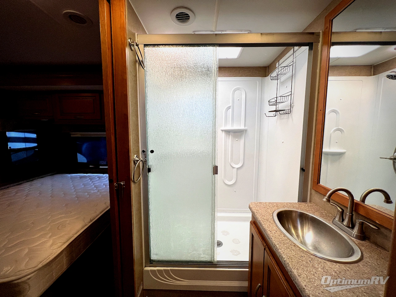2016 Coachmen Mirada 35LS Photo 25