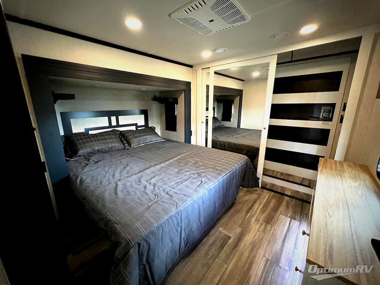 2024 Forest River Cedar Creek Experience 3125RD Photo 18