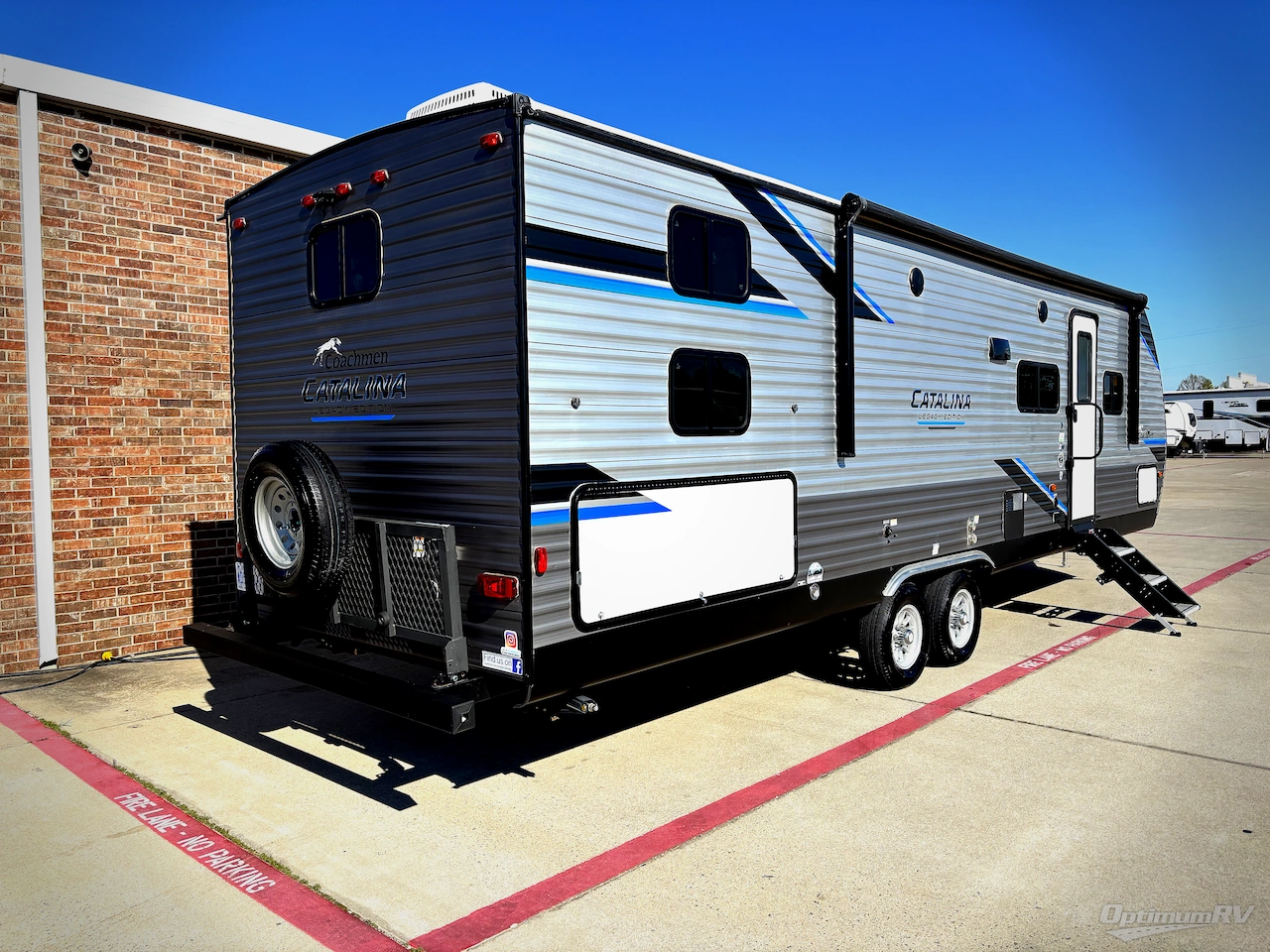 2022 Coachmen Catalina Legacy 293QBCK Photo 2