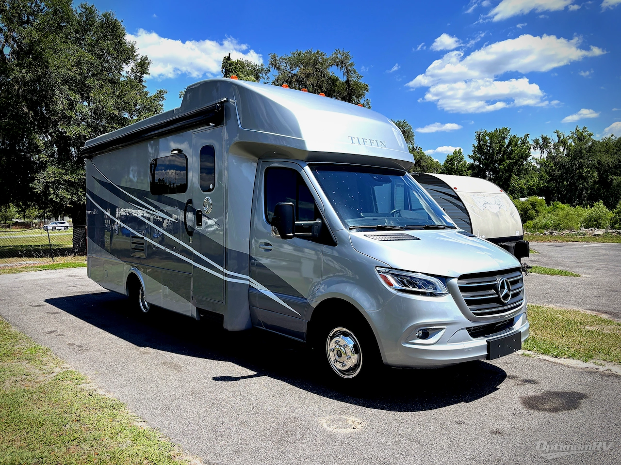 2024 Tiffin Wayfarer 25RW Photo 1