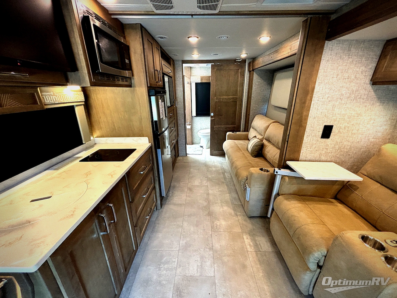 2024 Tiffin Wayfarer 25RW Photo 4