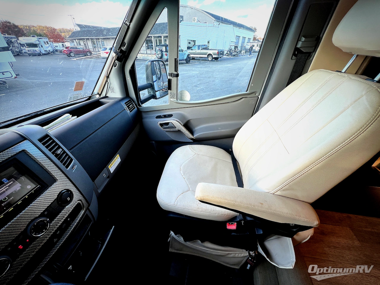 2019 Tiffin Wayfarer 24FW Photo 6