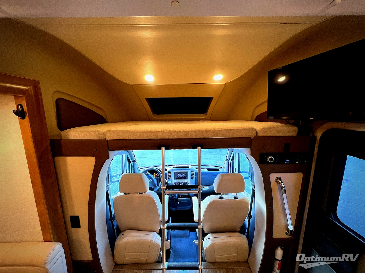 2019 Tiffin Wayfarer 24FW Photo 7