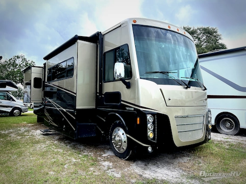 Used 2018 Winnebago Sightseer 33C Featured Photo