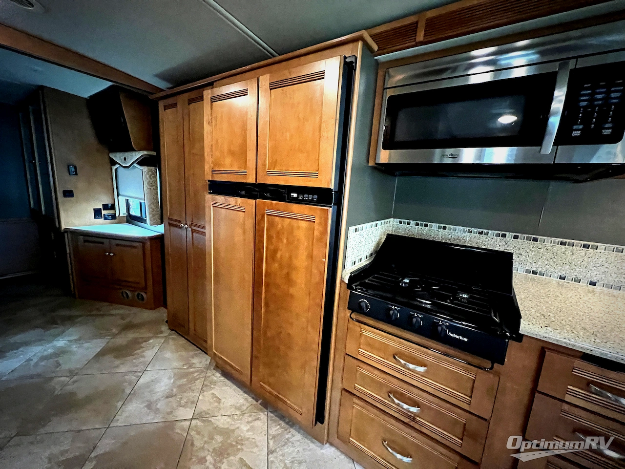 2018 Winnebago Sightseer 33C Photo 14