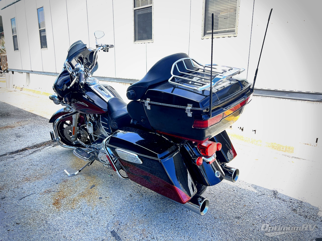 2011 Harley-Davidson Harley Davidson Electra Glide Photo 4