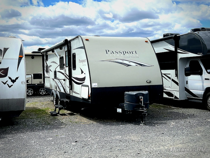 2017 Keystone Passport 2670BH Grand Touring RV Photo 1