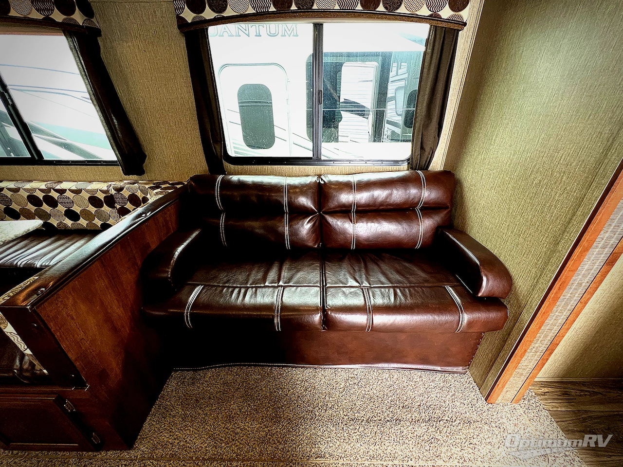 2017 Keystone Passport 2670BH Grand Touring Photo 4
