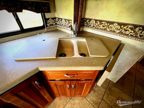 2006 Newmar Kountry Star Diesel KSDP 3913 RV Photo 3