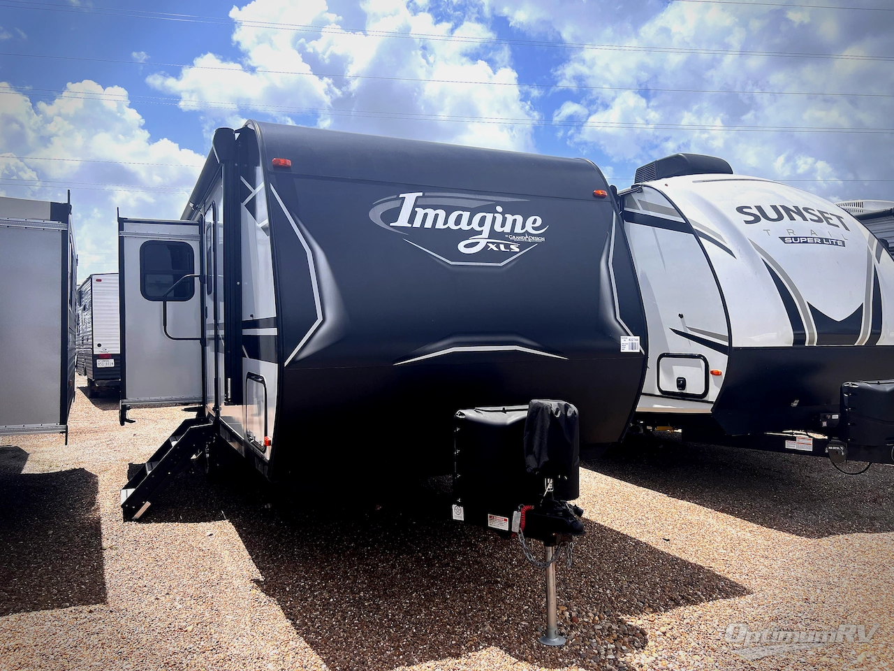 2021 Grand Design Imagine XLS 22RBE Photo 1