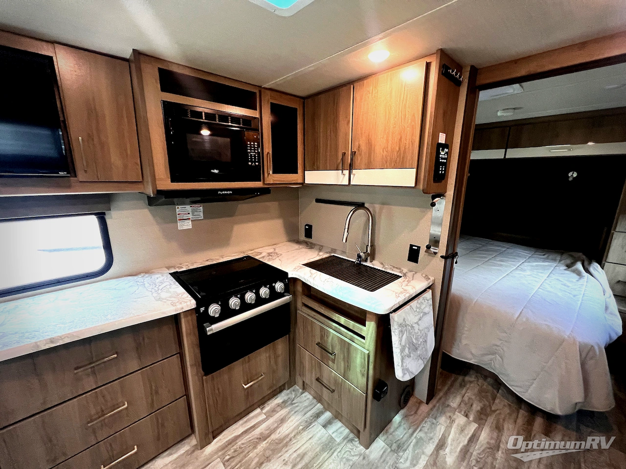 2021 Grand Design Imagine XLS 22RBE Photo 6