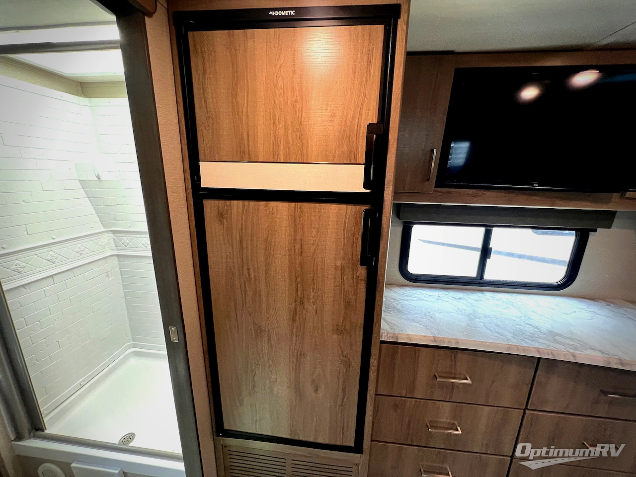2021 Grand Design Imagine XLS 22RBE Photo 10