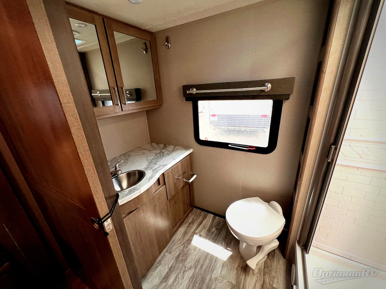 2021 Grand Design Imagine XLS 22RBE Photo 13