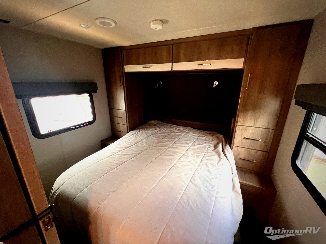 2021 Grand Design Imagine XLS 22RBE Photo 15