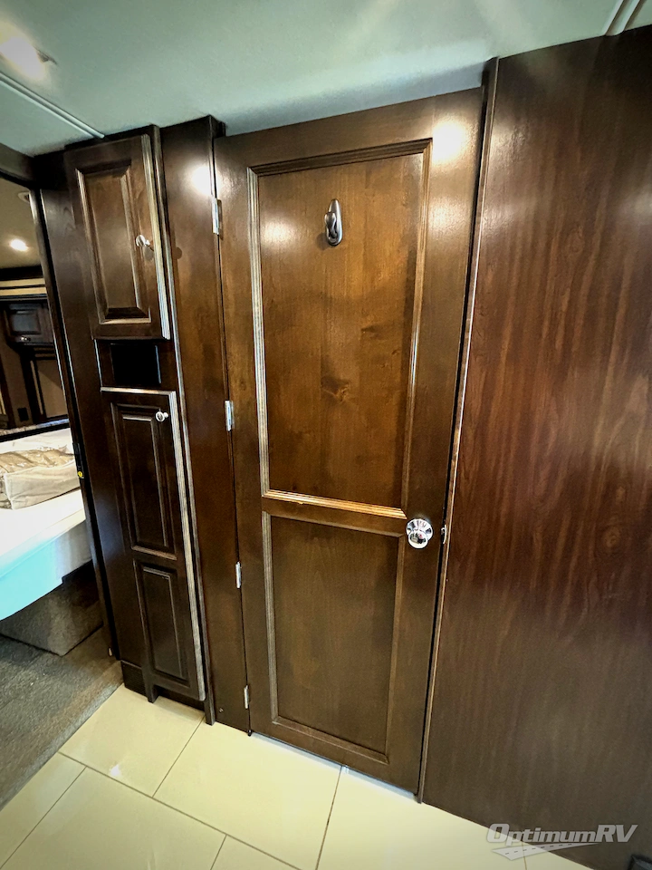 2019 Tiffin Allegro RED 33AA Photo 17