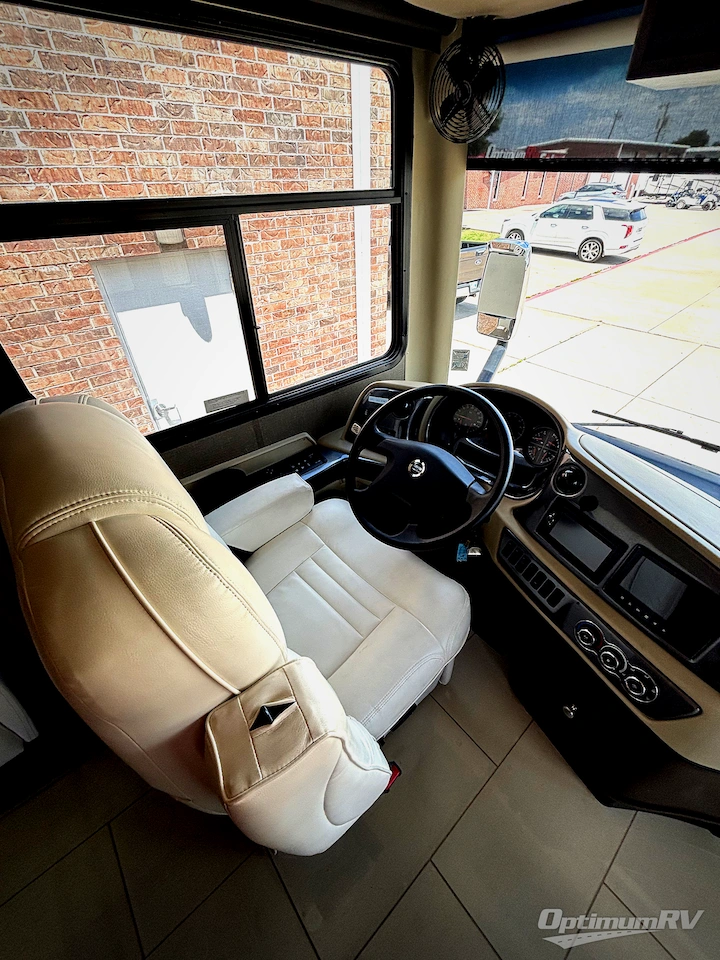 2019 Tiffin Allegro RED 33AA Photo 8