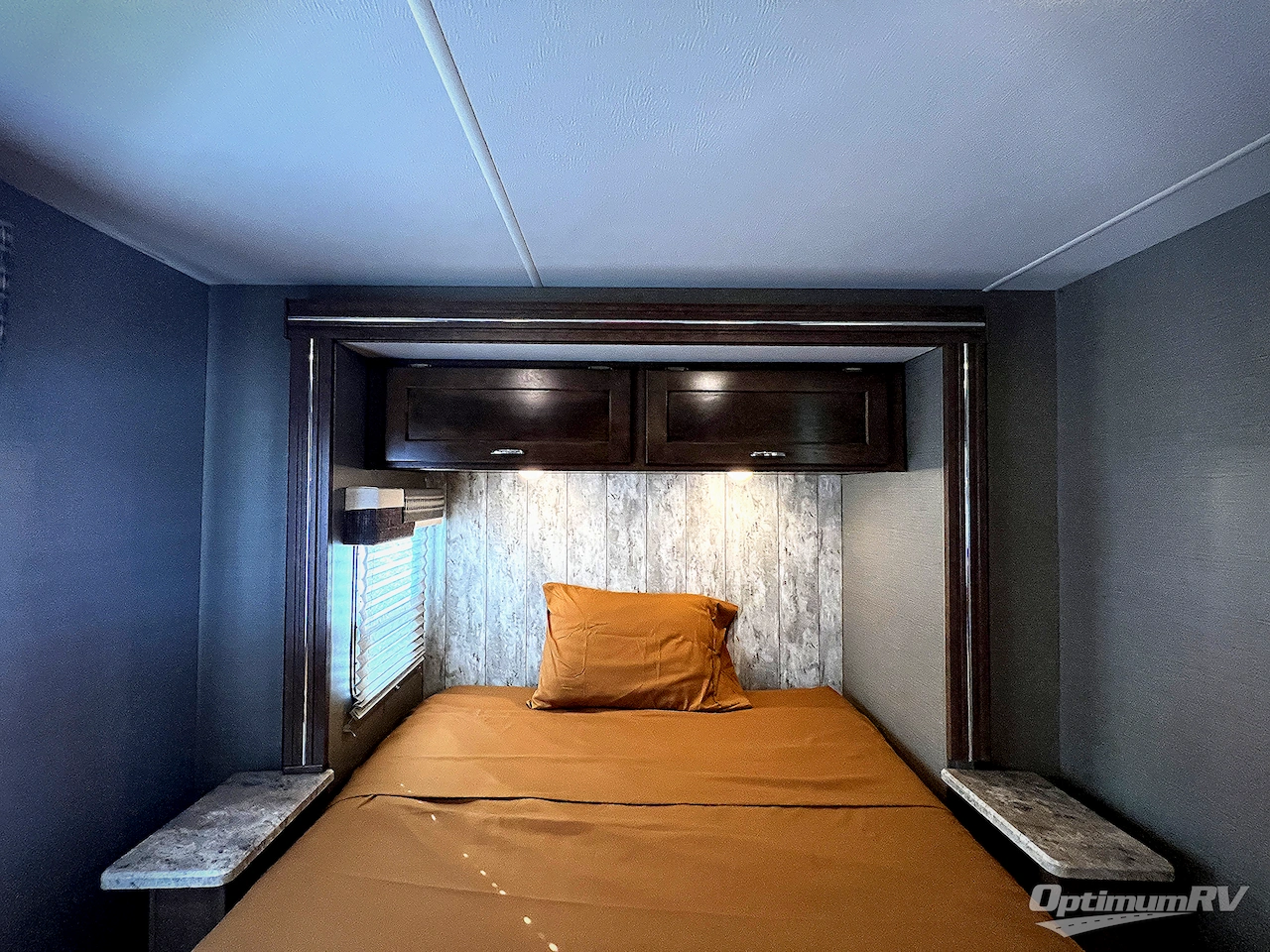 2019 Winnebago Outlook 27D Photo 23