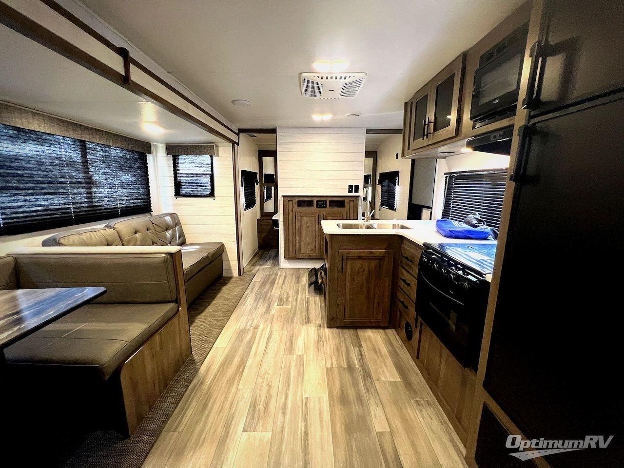 2024 Heartland Pioneer DS320 Photo 5